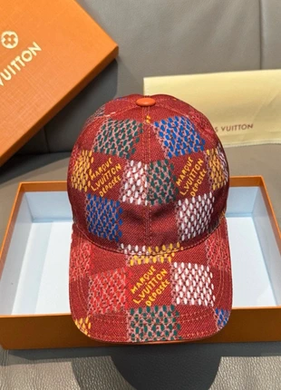 Women accessories cap, condition: Very good, size: One size, £34.00, £36.40 includes Buyer Protection