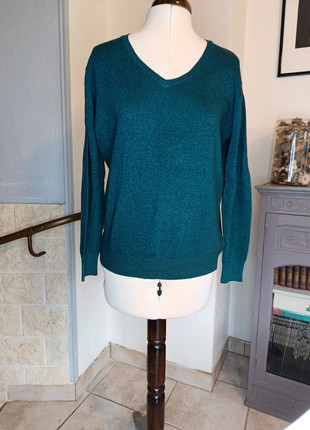 Pull vert pailleté bleu sur fond vert Beauty Women taille M/L, brand: Beauty Women, condition: Very good, size: L / 40 / 12, 6.00 €, 7.00 € includes Buyer Protection