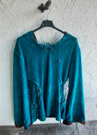 Felpa chiapati cotone modello fantasy/medioevale color ottanio, brand: Chapati, condizioni: Ottime, taglia: M / IT 42 / EU 38, €25.00, €26.95 include la Protezione acquisti