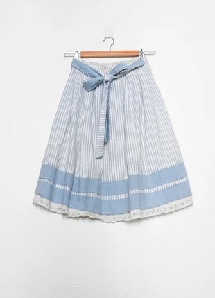 Vintage striped skirt with lace trim | Jupe avec rayures et bordure en broderie anglaise, marque: Vintage, état: Bon état, taille: S / 36 / 8, 17,00 €, 18,55 € Protection acheteurs (Pro) incluse