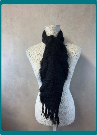 Écharpe noire duveteuse et chaude à franges Lot MI27, état: Très bon état, 7,10 €, 8,16 € Protection acheteurs (Pro) incluse