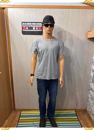 Tee-shirt Ralph Lauren gris Taille L. #139, marque: Ralph Lauren, état: Bon état, taille: L, 18,00 €, 19,60 € Protection acheteurs (Pro) incluse