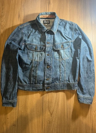 Giacca Denim D&G Originale - Taglia XL Donna, brand: Dolce & Gabbana, condizioni: Ottime, taglia: XL / IT 46 / EU 42, €39.99, €42.69 include la Protezione acquisti