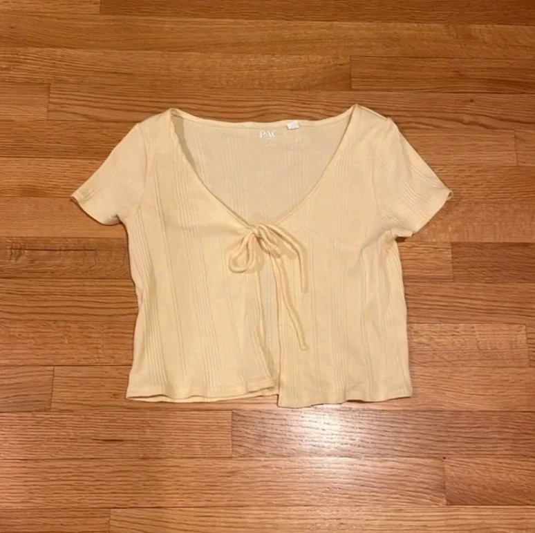 Women's PacSun Yellow Tie Top Size Medium 1