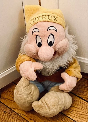 Peluche Joyeux Blanche Neige et les 7 nains Disney, marque: Disney, état: Bon état, taille: Taille unique, 25,00 €, 26,95 € Protection acheteurs (Pro) incluse