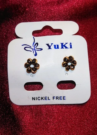 Boucles d'oreilles fleurs, brand: yuki, condition: New with tags, €1.00, €1.75 includes Buyer Protection