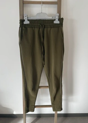 Pantalon kaki, Jennyfer, Xs, marque: Jennyfer, état: Très bon état, taille: XS / 34 / 6, 4,00 €, 4,90 € Protection acheteurs (Pro) incluse