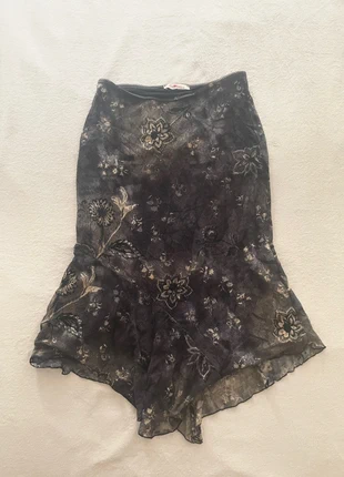 Skirt with boho tie-die pattern and flowers, marca: Vintage, estado: Muito bom, tamanho: S / 36 / 8, €22.00, €23.80 inclui Proteção do Comprador