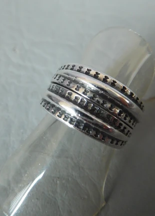 David Andersen vintage bague ruban grise argent massif 925 saga 300 viking 53 54 femme jeune fille, merk: David Andersen, staat: Heel goed, maat: 53.1 mm / 16.9 mm Ø, € 139,00, € 146,65 inclusief Kopersbescherming Pro