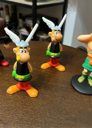 Figurines Astérix, brand: Asterix, condition: Good, size: 3 years / 98 cm, €2.00, €2.80 includes Buyer Protection