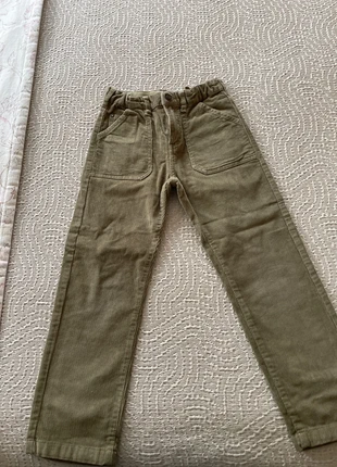 Pantalón niño Gocco talla 7, marca: Gocco, estado: Muito bom, tamanho: 7 anos / 122 cm, €8.00, €9.10 inclui Proteção do Comprador