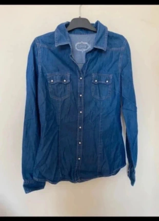 Chemise en jean Jennyfer taille S, merk: Jennyfer, staat: Heel goed, maat: S / 36 / 8, € 3,00, € 3,85 inclusief Kopersbescherming