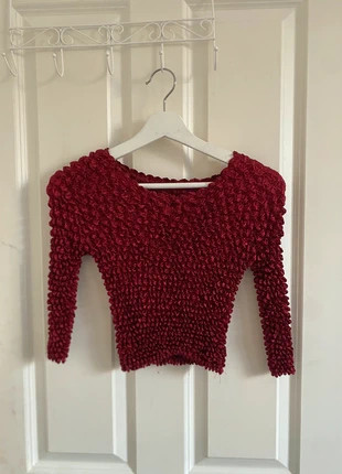 beautiful cherry red popcorn silk crop top, brand: Vintage, condition: Good, size: M / 10, £19.00, £20.65 includes Buyer Protection