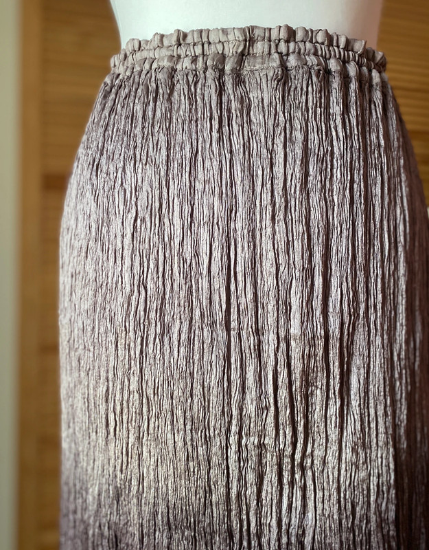 Długa spódnica vintage z gniecionej tkaniny 90s witch core y2k 2000 cottage core fairy 2