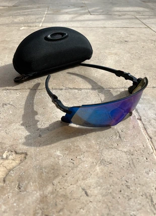 Lunettes de sport Oakley, marque: Oakley, état: Très bon état, 40,00 €, 42,70 € Protection acheteurs incluse