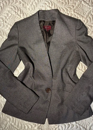 Blazer femme marque city taille 38, merk: City, staat: Heel goed, maat: M / 38 / 10, € 10,00, € 11,20 inclusief Kopersbescherming