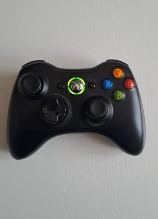 Controller Xbox 360 wireless nero originale (prezzo trattabile)  Perfettamente funzionante, marca: Microsoft, estado: Novo sem etiquetas, €25.00, €26.95 inclui Proteção do Comprador
