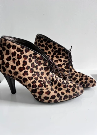 Bottines lacets imprime animalier T 38, zustand: Sehr gut, größe: 38, 29,00 €, 31,15 € inklusive Vinted-Käuferschutz