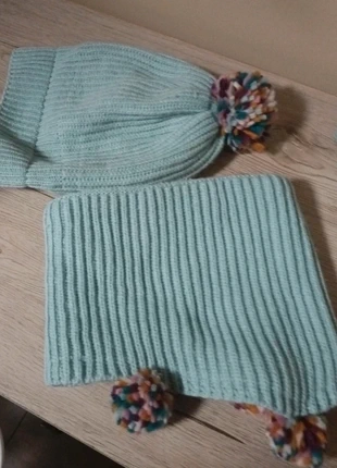 Mooie sjaal en muts met pompoenen,zeer goed staat 10tot12jaar, marque: Winter, état: Très bon état, 3,00 €, 3,85 € Protection acheteurs incluse