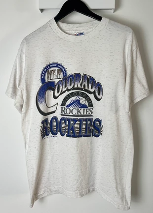 Vintage 1992 Colorado Rockies Trench single stitch tee L, marke: Trench, zustand: Gut, größe: L, 45,00 €, 47,95 € inklusive Vinted-Käuferschutz