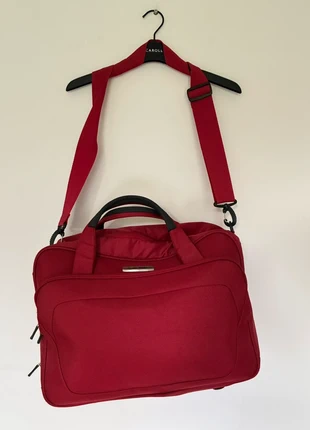 Sac de voyage rouge de la marque Samsonite, marque: Samsonite, état: Neuf sans étiquette, 35,00 €, 37,45 € Protection acheteurs incluse
