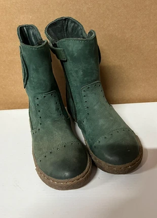 Groene laarsjes 24 hartje, merk: Piedro, staat: Nieuw zonder prijskaartje, maat: 24, € 17,00, € 18,55 inclusief Kopersbescherming