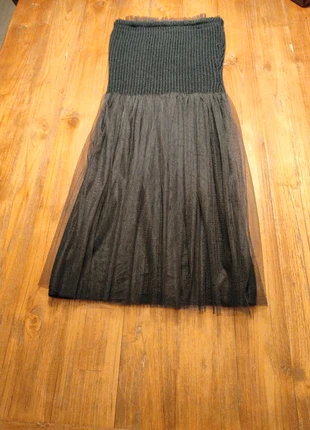 Abito a maglia con sovragonna in tulle, marque: Lavand, état: Très bon état, taille: M / 38 / 10, 12,00 €, 13,30 € Protection acheteurs incluse