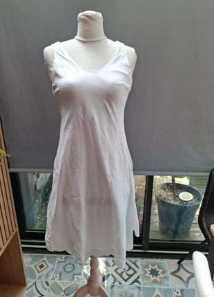 Robe Blanche d'Été Blanc du Nil – Taille 1 – 100% Coton Léger 🤍, brand: Blanc du Nil, condizioni: Nuovo senza cartellino, taglia: S / IT 40 / EU 36, €16.00, €17.50 include la Protezione acquisti