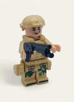 Figurine style LEGO *28*, marke: Collection, zustand: Neu, größe: Einheitsgröße, 2,00 €, 2,80 € inklusive Vinted-Käuferschutz