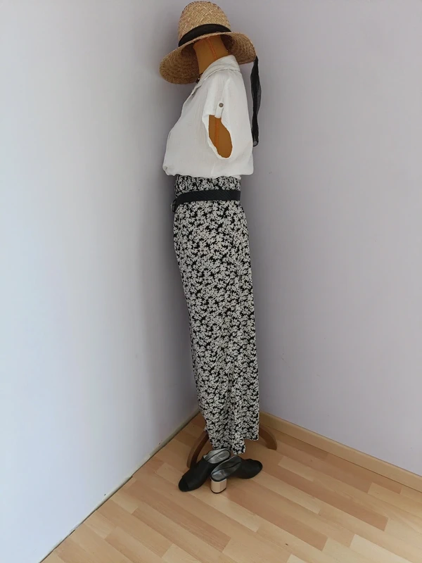 Pantalon large fluide neuf sans étiquette - photo numéro 2