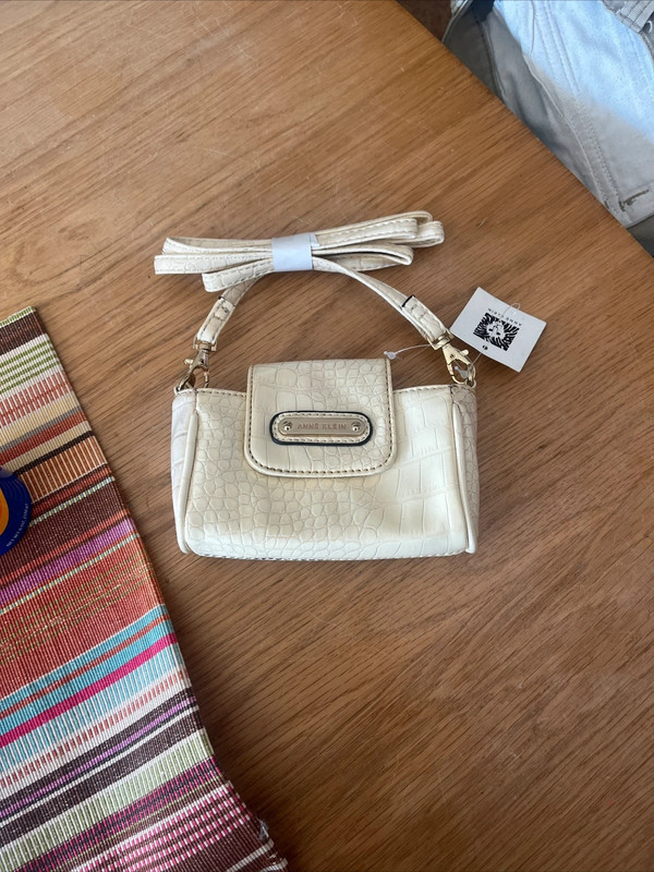 Anne Klein Color Rush Cell Wallet Cream 4