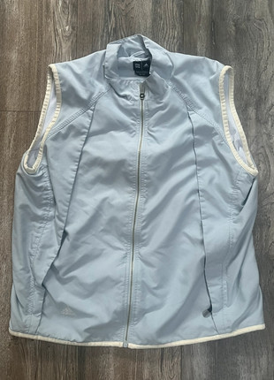 Adidas ClimaShell Wind Vest Light Grey – Men’s Medium, marque: adidas, état: Très bon état, taille: M, 16,00 €, 17,50 € Protection acheteurs incluse