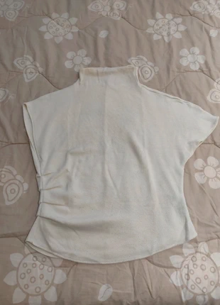 Maglione asimmetrico a collo alto e a maniche corte bianco Zara L donna stile vintage, marke: Zara, zustand: Sehr gut, größe: L / 40 / 12, 5,00 €, 5,95 € inklusive Vinted-Käuferschutz