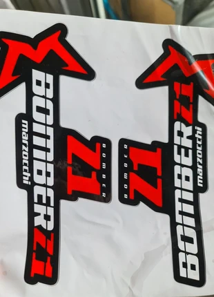 Sticker fourche vtt Marzocchi Bomber velo vtt vtc vttae waterproof, marque: marzocchi, état: Très bon état, 7,99 €, 9,09 € Protection acheteurs incluse