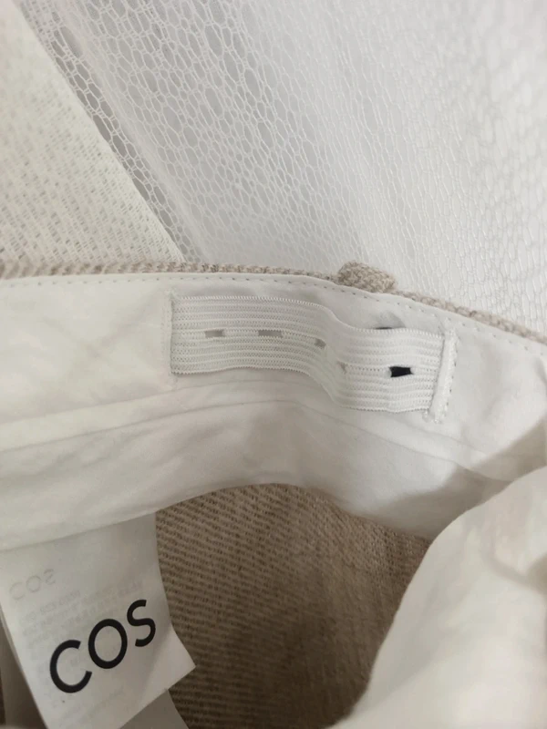 COS "Pantalon large taille haute beige" t. 38 - photo numéro 8