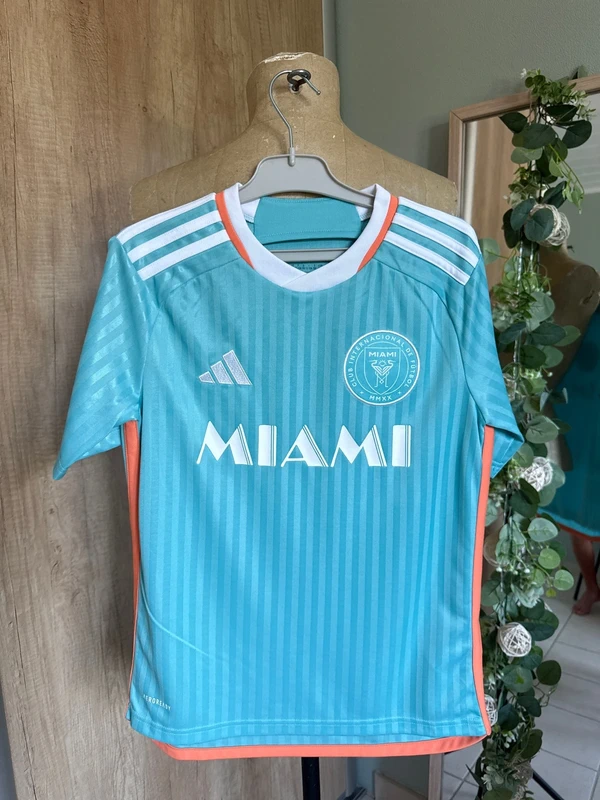 Magnifique maillot de foot club miami garçon 11/12 ans