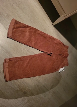 Pantalons paperasse fille, brand: Vertbaudet, condition: Very good, size: 9 years / 134 cm, €20.00, €21.70 includes Buyer Protection