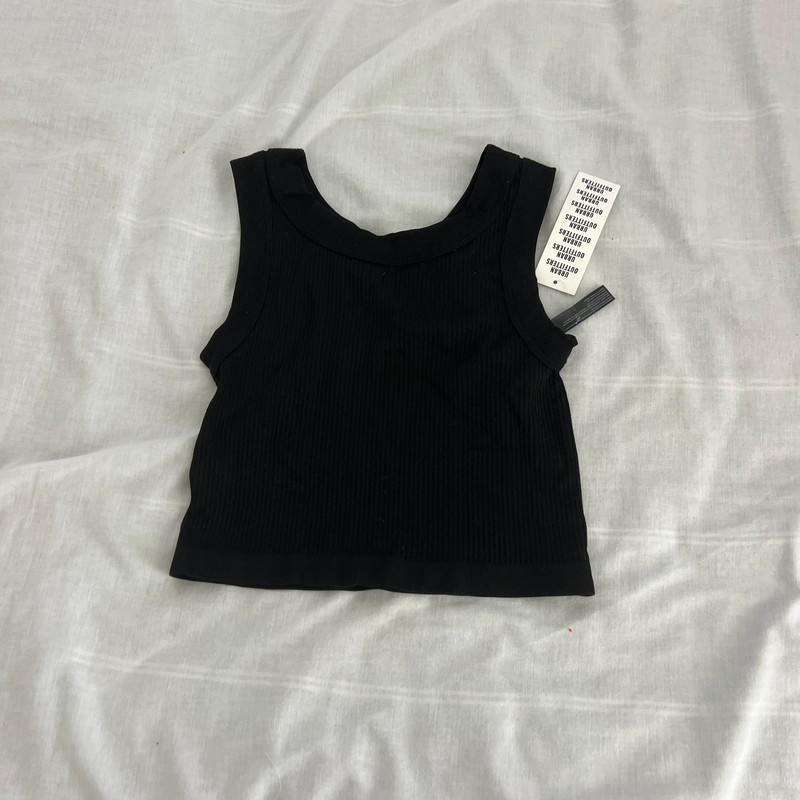 urban outfitters ribbed black tank top 1