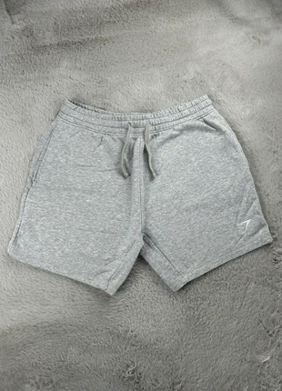 Short de sport en coton Gym Shark Gris M, merk: Gymshark, staat: Heel goed, maat: M, € 25,00, € 26,95 inclusief Kopersbescherming Pro