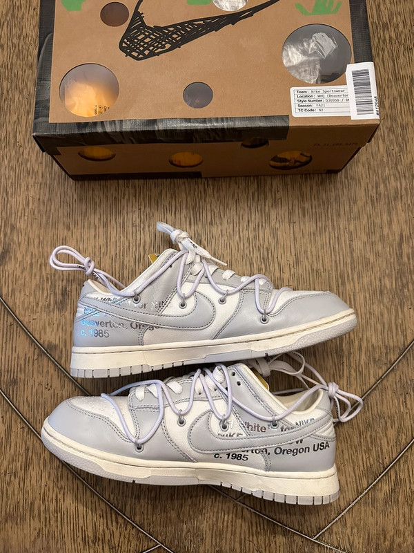 Nike x Off White Dunk low « lot 49 » Japan exclusive.