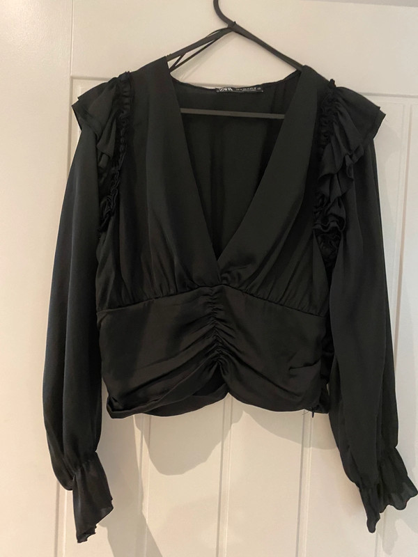 Black satin Zara blouse | Vinted