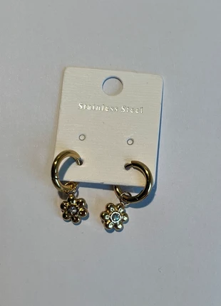 Boucles d’oreilles dorées - Créoles fleurs, estado: Nuevo con etiquetas, 6,00 €, 7,00 € Protección al comprador incluida