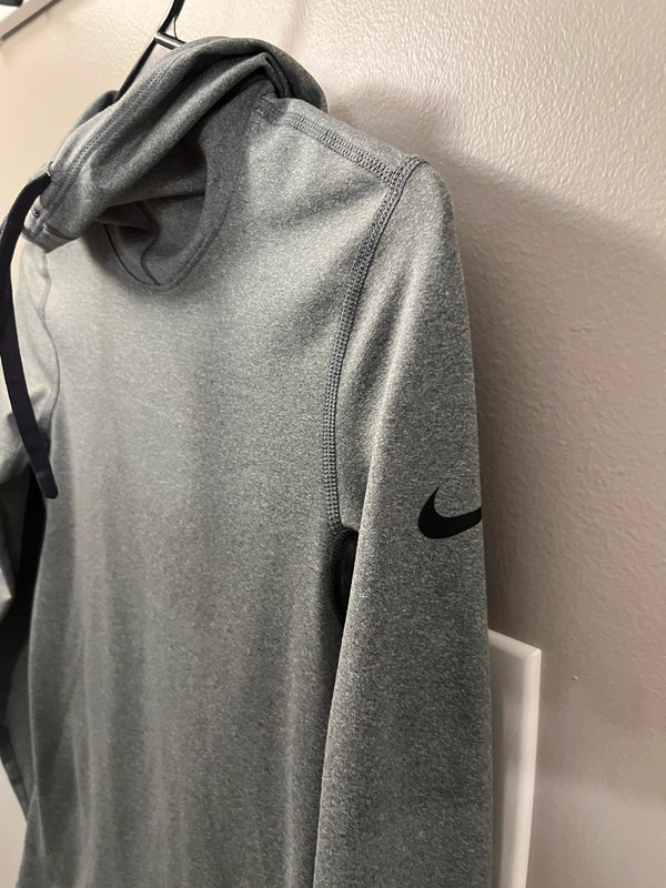 Nike Pro Grey Pullover Hoodie 3