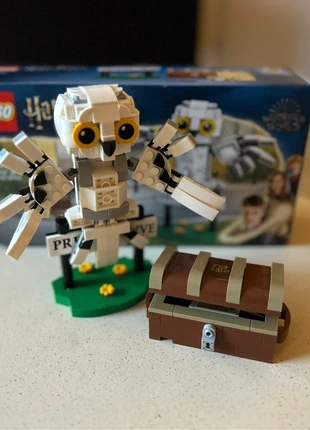 LEGO Harry Potter; Hedwig Private Drive, merk: LEGO, staat: Nieuw zonder prijskaartje, maat: 7 jaar / 122 cm, € 10,00, € 11,20 inclusief Kopersbescherming