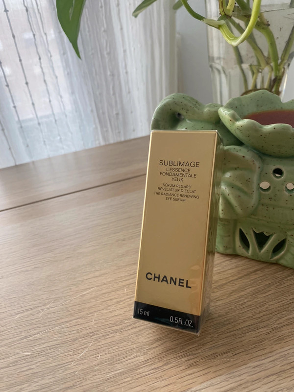 Chanel Review > Sublimage L'Essence Fondamentale (Ultimate Redefining  Concentrate)