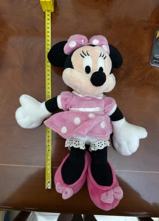 Peluche minnie mouse, merk: Disney, staat: Nieuw zonder prijskaartje, maat: Prematuur, tot 44 cm, € 7,50, € 8,58 inclusief Kopersbescherming
