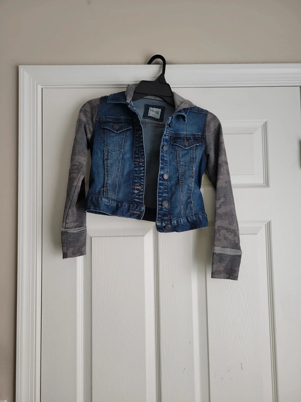 Mudd Girl's Distressed Denim Jacket 1