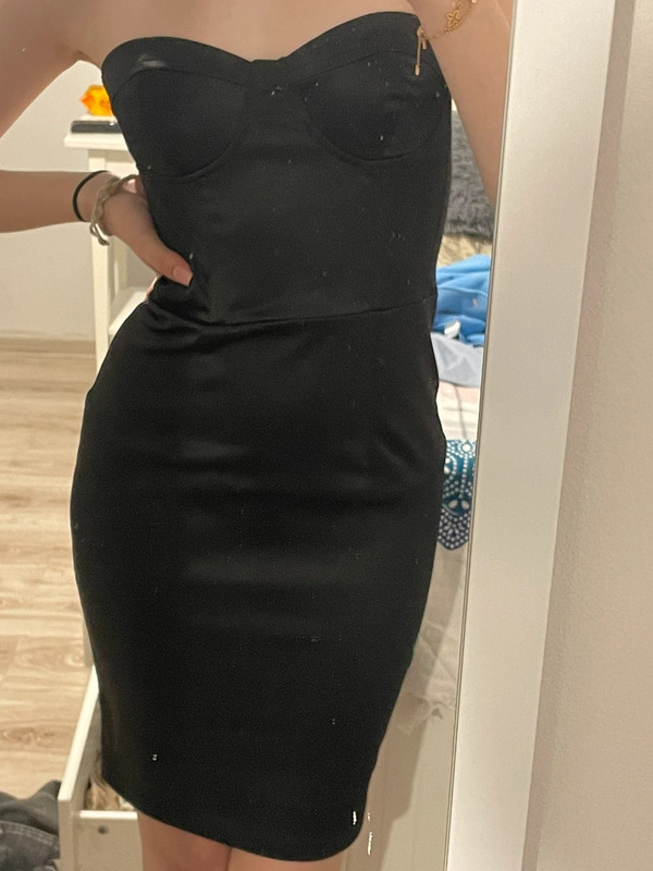 czarna sukienka 1