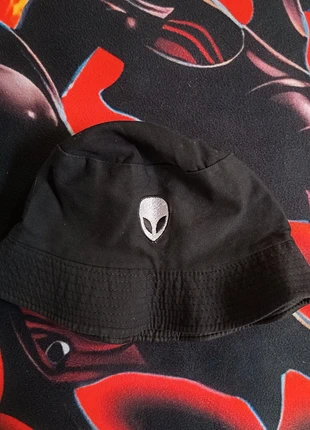 Cappello Alieno, merk: Alien, staat: Heel goed, maat: S, € 5,00, € 5,95 inclusief Kopersbescherming