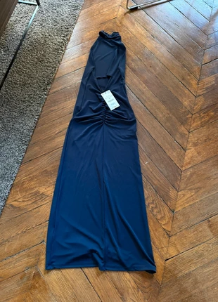 Robe épaule nue Zara, marque: Zara, état: Neuf avec étiquette, taille: M / 38 / 10, 15,00 €, 16,45 € Protection acheteurs incluse